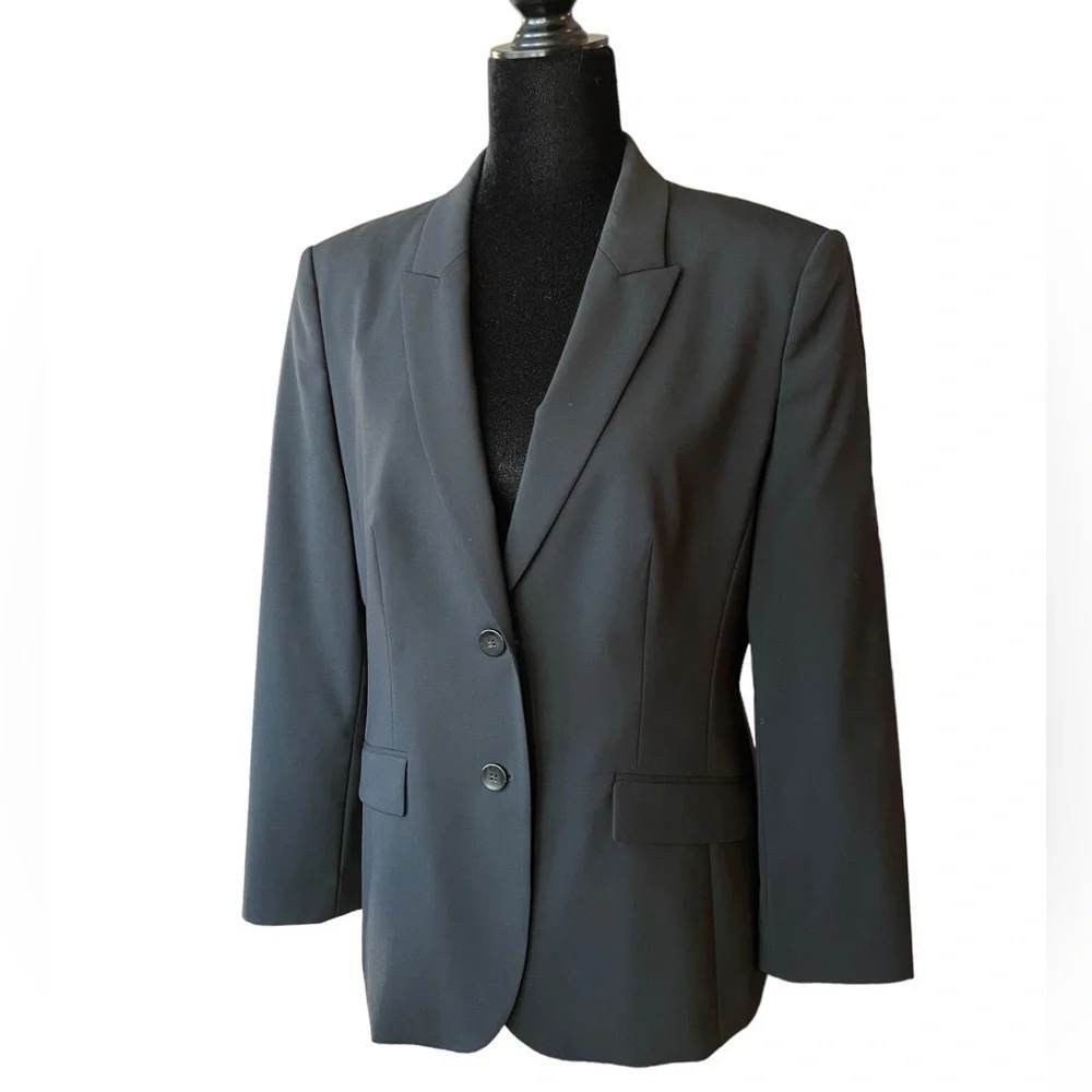 HUGO BOSS Women’s Two Button Wool Blend Blazer